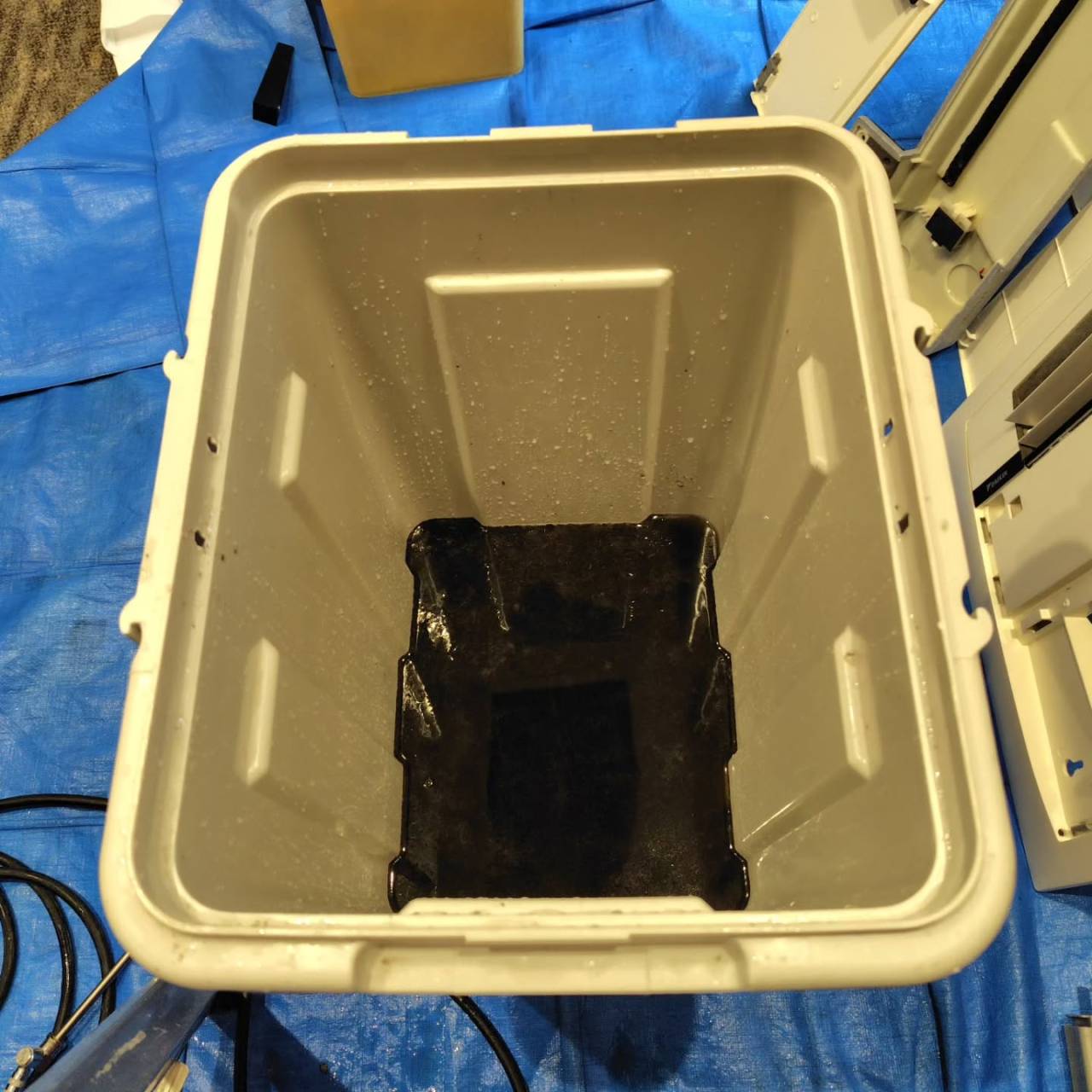 エアコンのメンテナンス、進行中です。