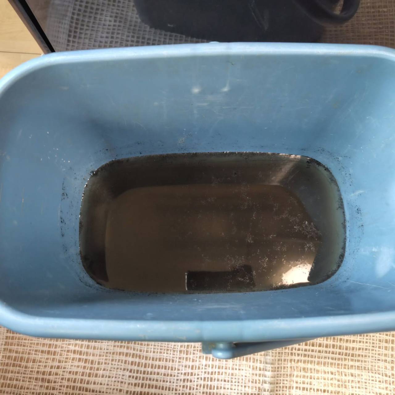 エアコンのトラブルは予想外に発生します。