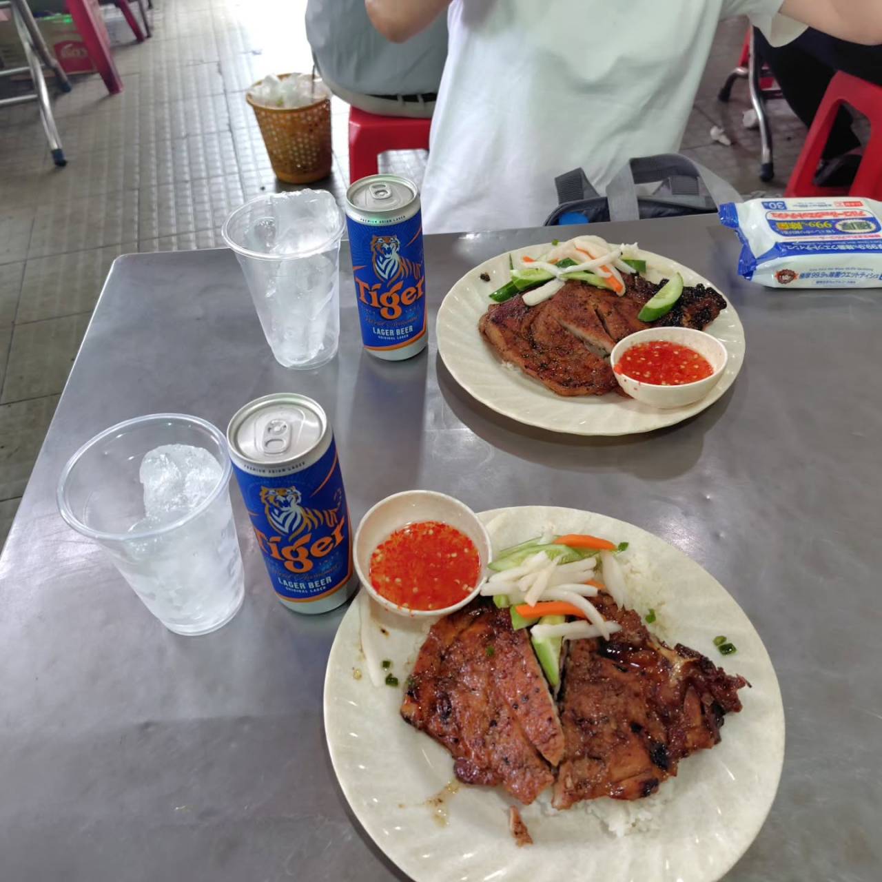 ついにCom Tam Ba Ghienの味を堪能しました。