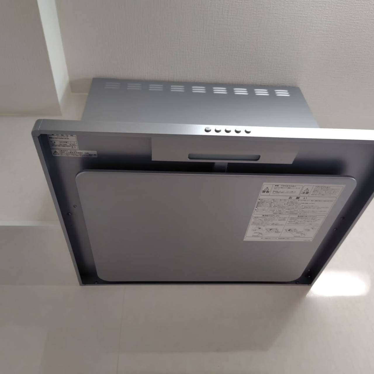 エアコンのクリーニングと併せてレンジフードの掃除も増えてきて...