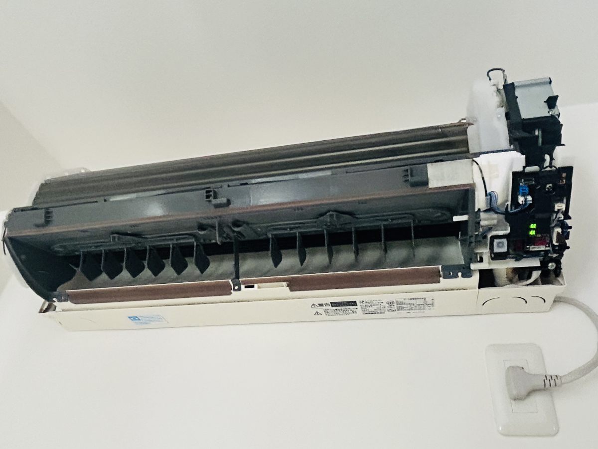 18%e3%82%a8%e3%82%a2%e3%82%b3%e3%83%b3%e3%82%af%e3%83%aa%e3%83%bc%e3%83%8b%e3%83%b3%e3%82%af%e3%82%99-%e4%b8%89%e8%8f%b1